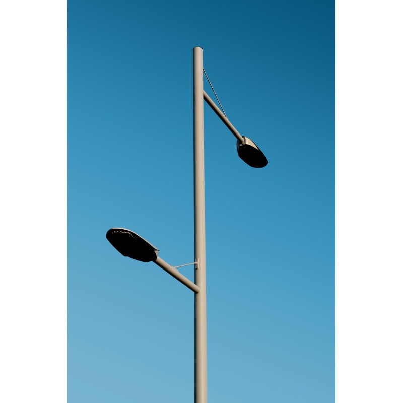 Stâlpi Metalici pentru Structuri de Iluminat